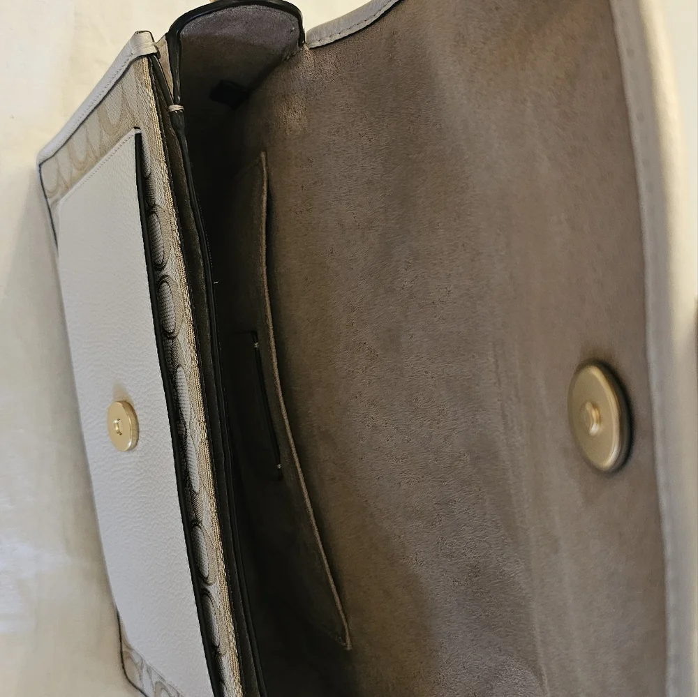 SOLD! Coach Dempsey crossbody bag sign jacquard canvas and chalk white leather - Picture 10 of 12